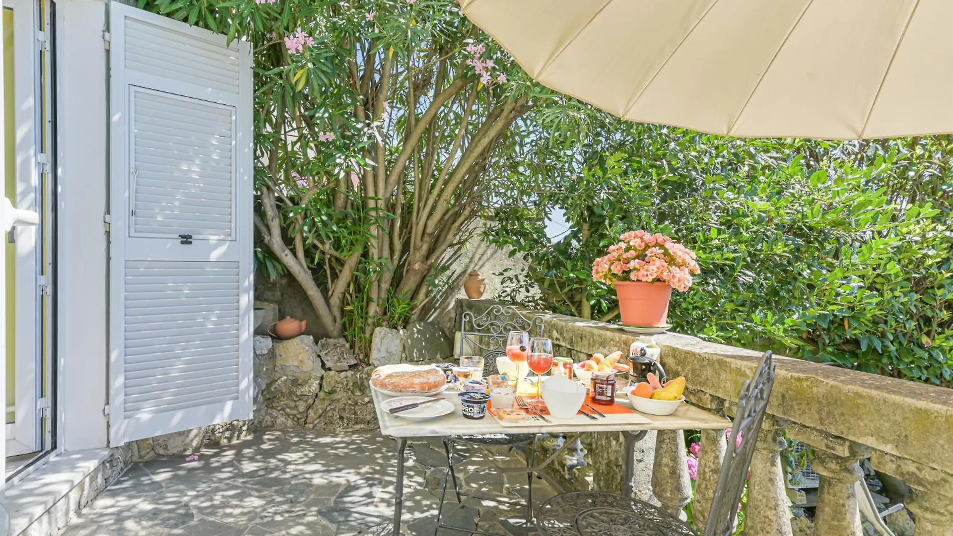 Bed and Breakfast Linus By Breathe Liguria La Spezia Bed & Breakfast